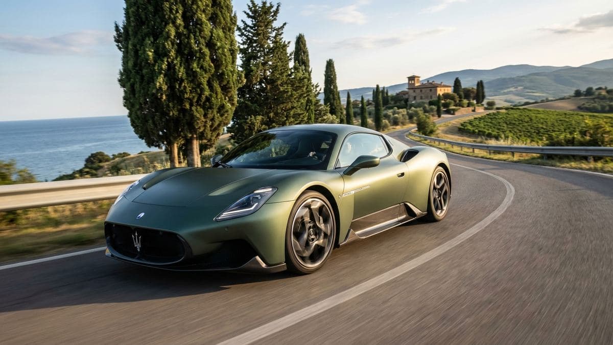 Maserati MC20