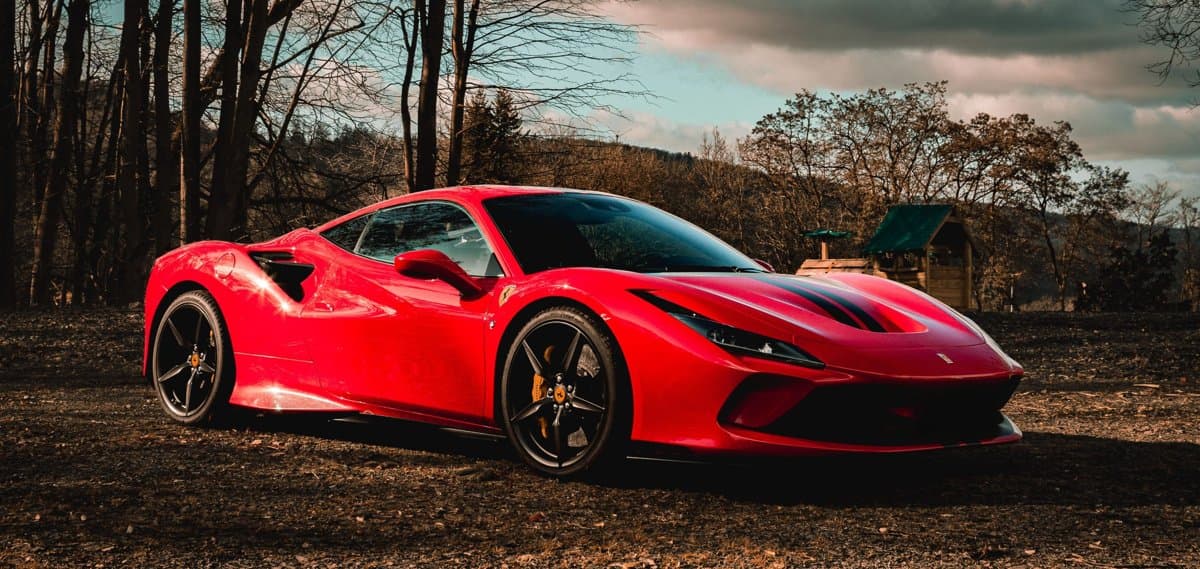 Ferrari F8 Tributo huren in München