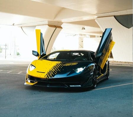 Lamborghini Aventador SVJ Coupe 2022 huren in Dubai