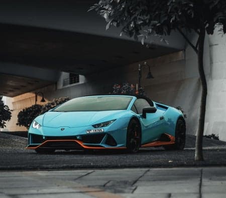 Lamborghini Huracan Evo Spyder 2022 huren in Dubai