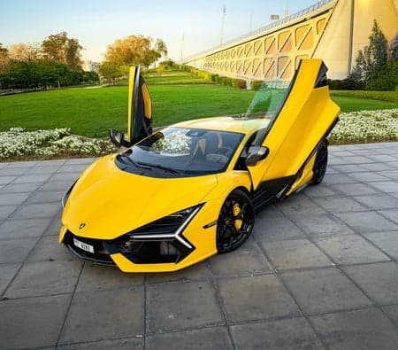 Lamborghini Revuelto 2024 huren in Dubai