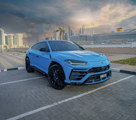 Lamborghini Urus 2022 huren in Dubai