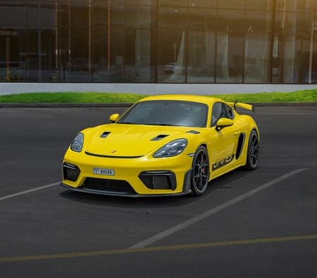 Porsche 718 Cayman GT4 RS 2023 huren in Dubai