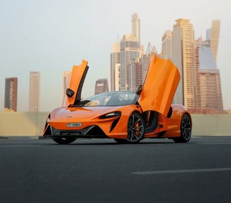McLaren Artura Spider 2025 huren in Dubai