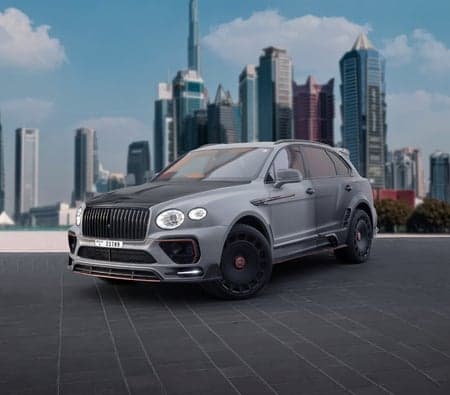 Bentley Bentayga Mansory 2023 huren in Dubai