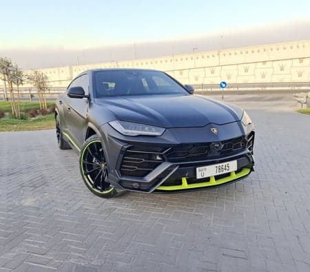 Lamborghini Urus My20 2022 huren in Dubai