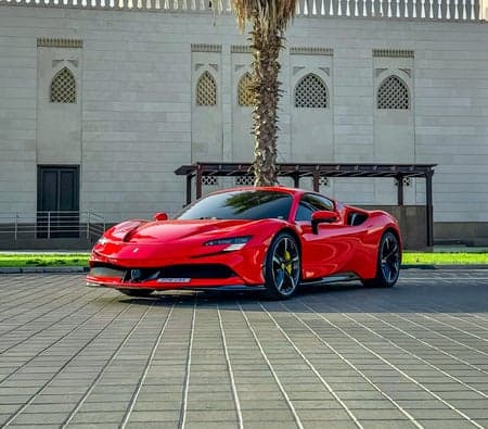 Ferrari SF90 Stradale 2023 huren in Dubai