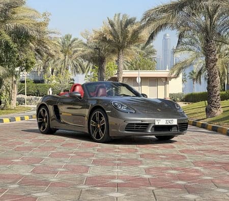 Porsche 718 Boxster 2020 huren in Dubai