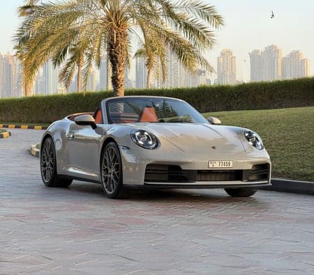 Porsche 911 Carrera 4S 2026 huren in Dubai