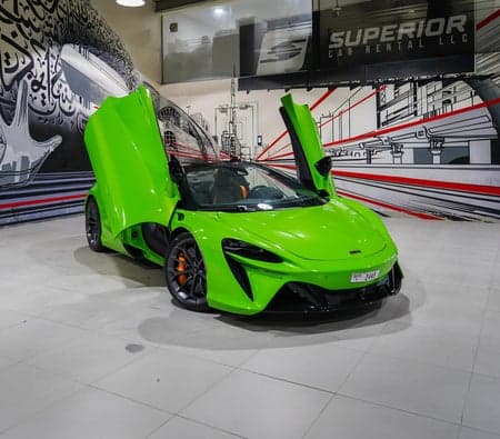 McLaren Artura Spider 2025 huren in Dubai
