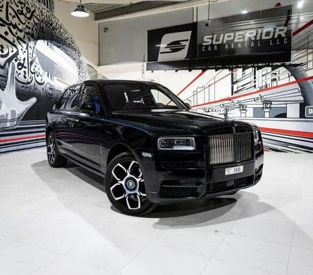 Rolls Royce Cullinan Badge 2023 huren in Dubai