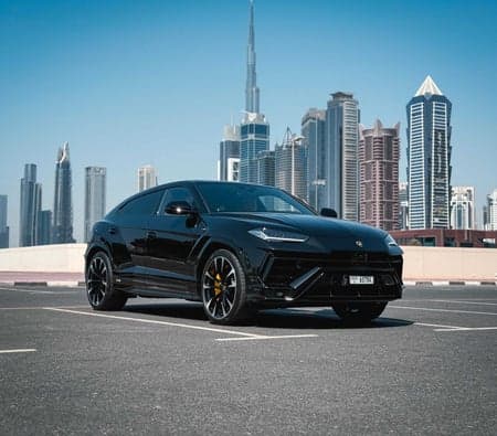 Lamborghini Urus S 2024 huren in Dubai