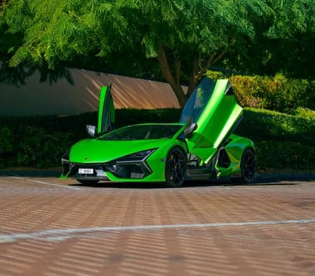 Lamborghini Revuelto 2024 huren in Dubai