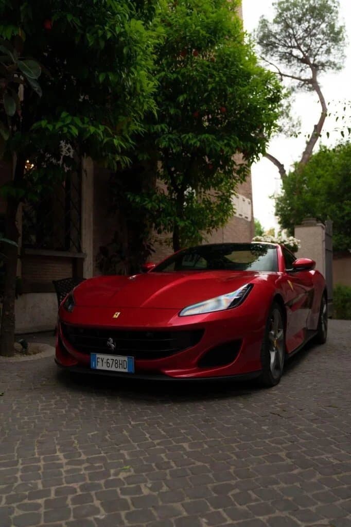 Ferrari Portofino huren in Mallorca