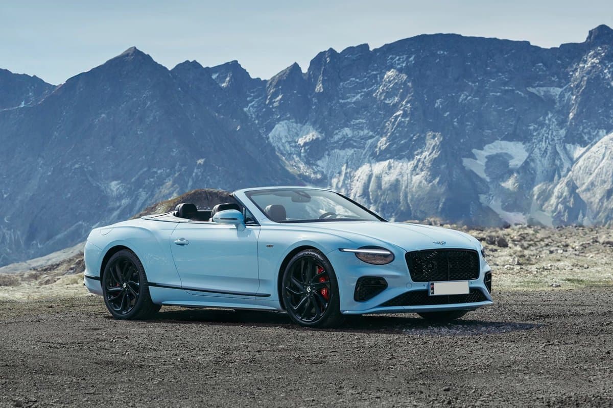 Bentley Continental GTC huren in Cannes
